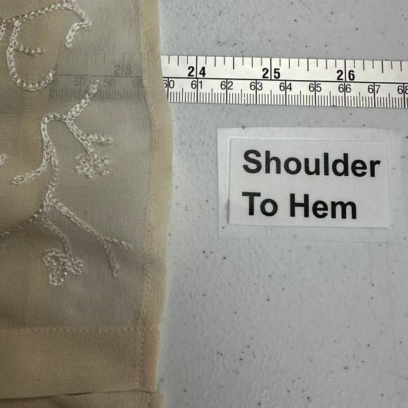 Casual Corner Womens Silk Blouse Size 8 Beaded Embroidered Cream Old Money Top - Picture 6 of 7